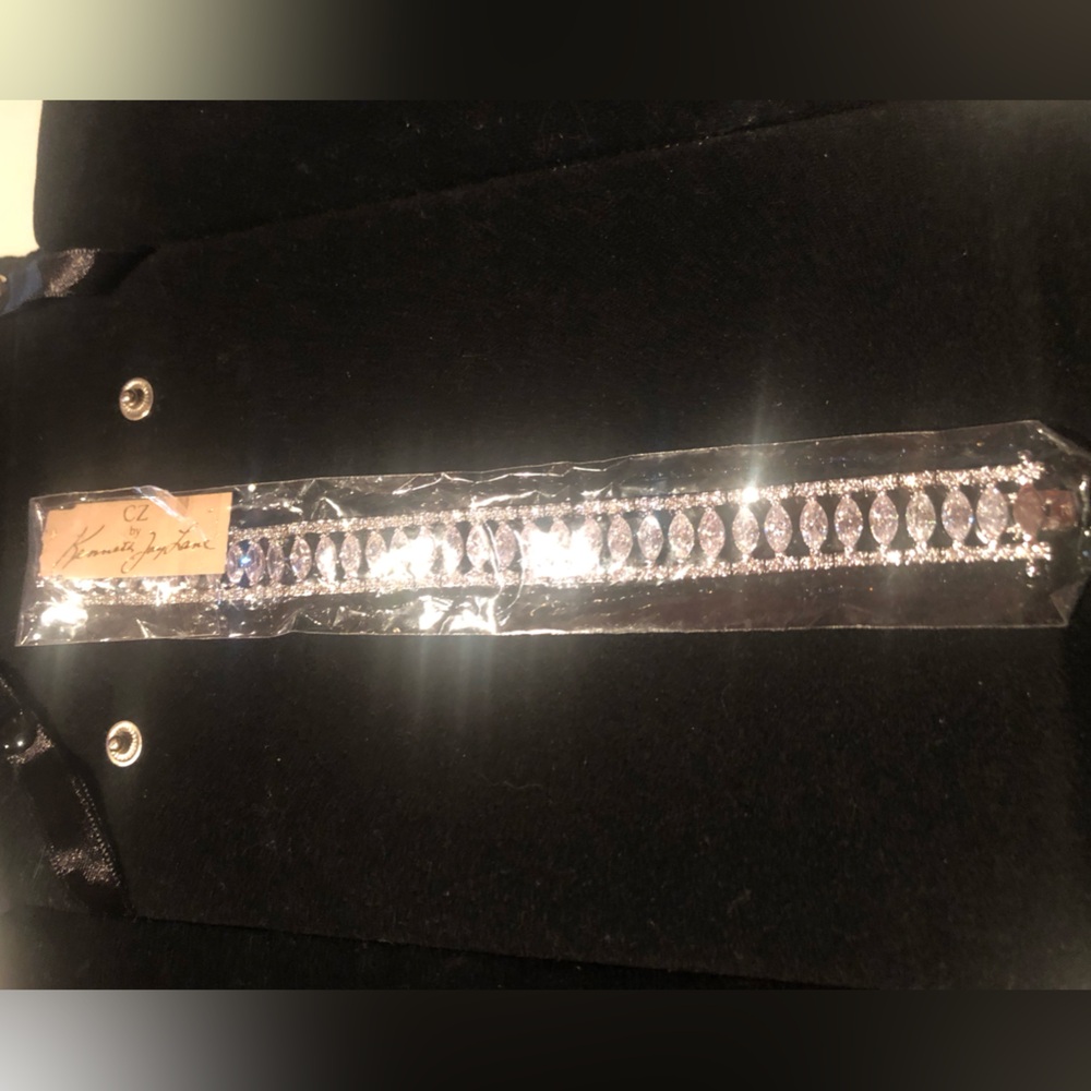 NWT Stunning CZ by Kenneth Jay Lane Rhodium plated marquis CZ bracelet